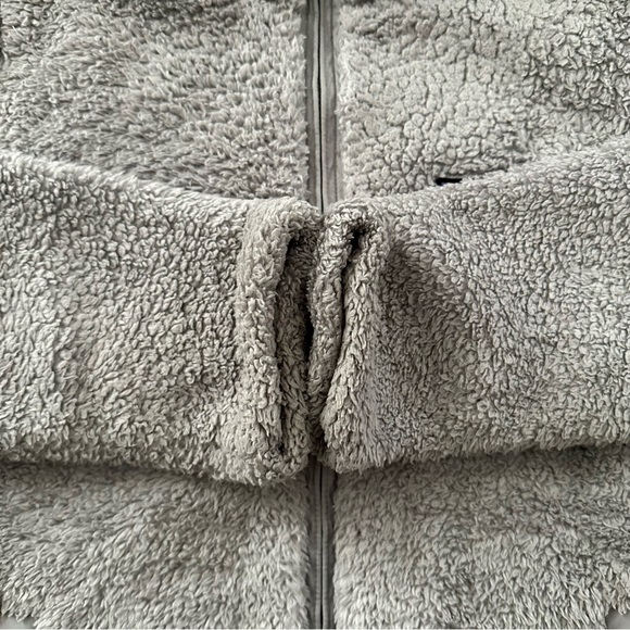 Patagonia Fleece Zipper Jacket - Picture 4 of 8